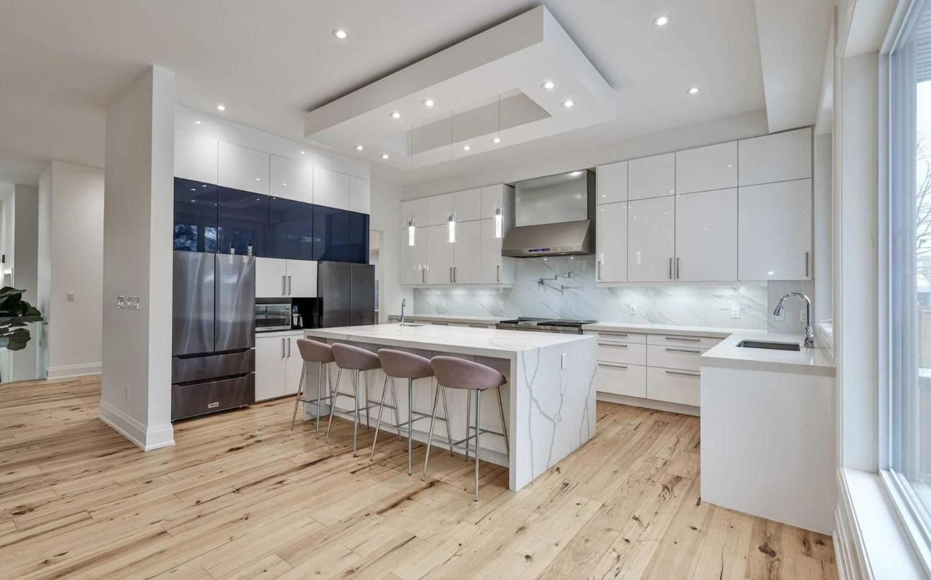 Executive Room In Toronto Next To Yorkdale Shopping Centre ภายนอก รูปภาพ