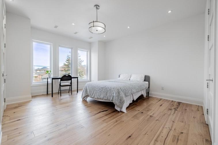 Executive Room In Toronto Next To Yorkdale Shopping Centre ภายนอก รูปภาพ